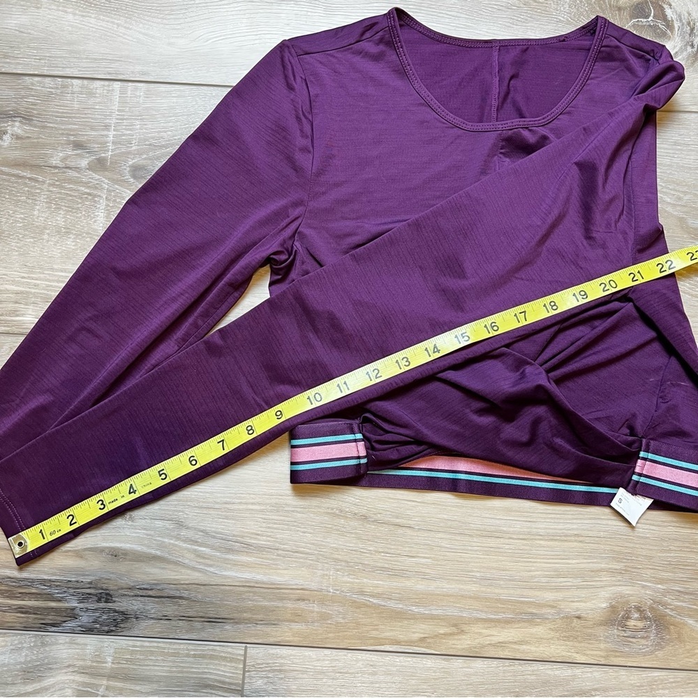 Fabletics Eco-Conscious Front Twist Long Sleeve Crop Top. Size Small. EU… - Picture 11 of 12
